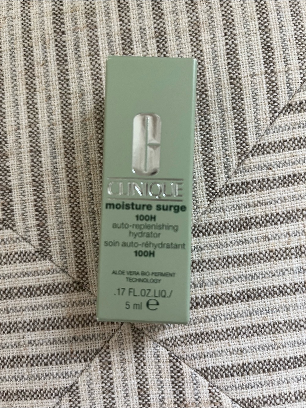 Clinique Moisture Surge 100H Hydrator — Mint Green